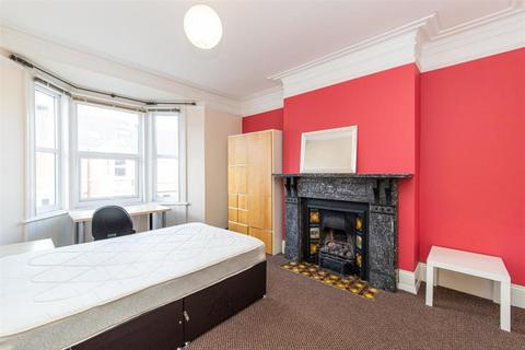 5 bedroom maisonette to rent - Ashleigh Grove, Newcastle upon Tyne