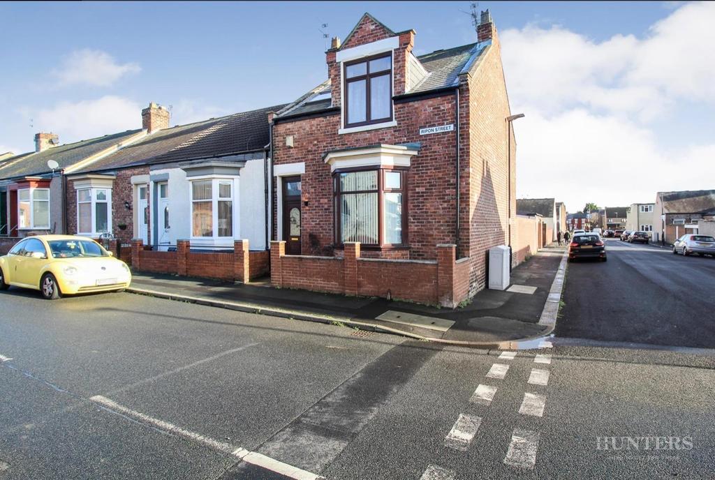 Ripon Street, Roker, Sunderland SR6 0JZ 3 bed end of terrace house £