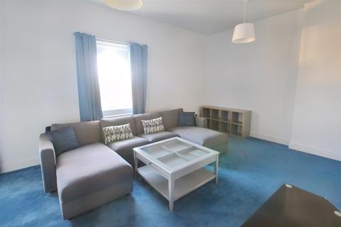 2 bedroom apartment for sale - 4 Plas Ystrad, Johnstown, Carmarthen