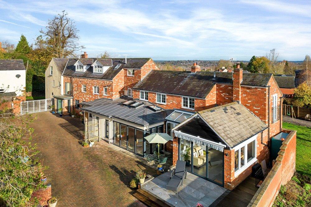 East Farndon, Market Harborough, Northamptonshire 6 bed detached house