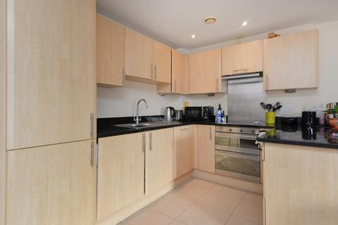 2 bedroom apartment for sale, Flagstaff Court, Canterbury