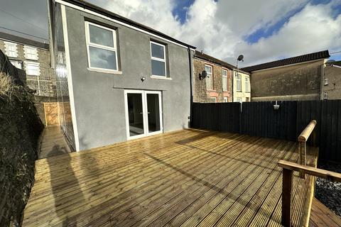 3 bedroom end of terrace house for sale - Pleasant Terrace, Ystrad, Pentre, Rhondda Cynon Taff. CF41 7RY