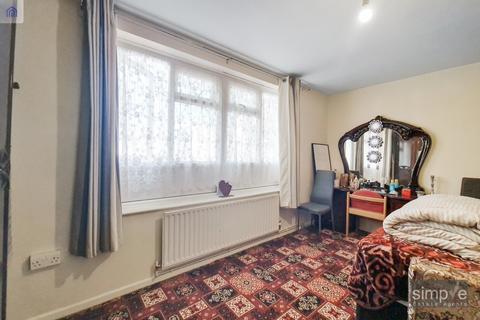 9 Wallis Road, Southall, UB1 3LB