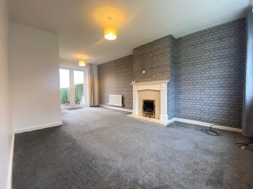 Bains Grove, Bradwell, ST5 2 bed semidetached house £650 pcm (£150 pw)
