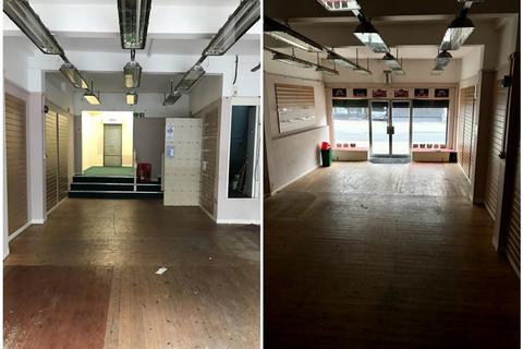 Retail property (high street) to rent - 24a Hall Gate, Town Centre, Doncaster