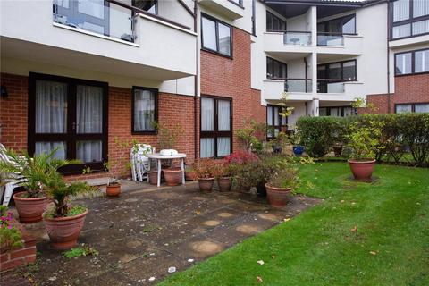2 bedroom apartment for sale - Carlton Place, Northwood, Middlesex, HA6