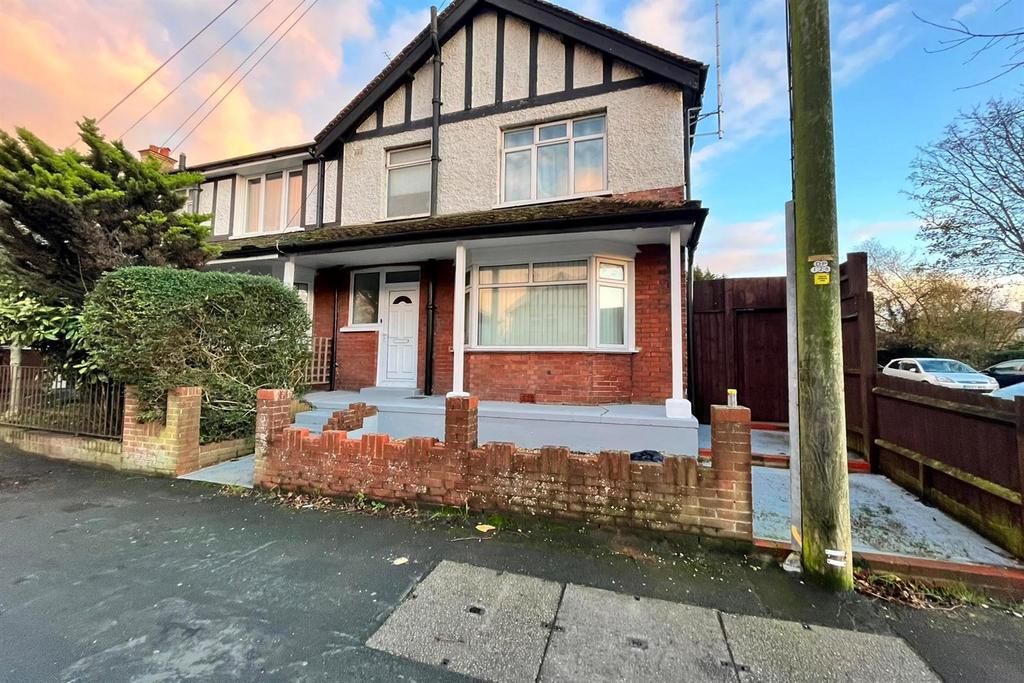 Hawthorn Road, Bognor Regis, PO21 3 bed end of terrace house £1,450