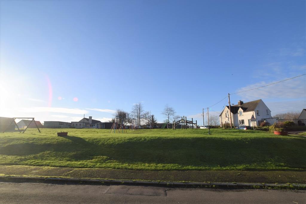 29 Birkie Knowe, Ae, Dumfries, DG1 1 RH - Grieve Gr