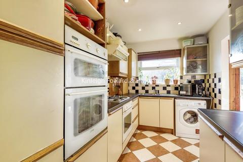 126 Braidwood Road, London, SE6 1QZ