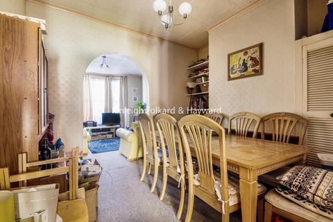 126 Braidwood Road, London, SE6 1QZ