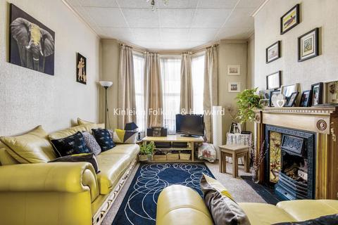 126 Braidwood Road, London, SE6 1QZ