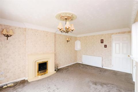 2 bedroom bungalow for sale - Dunedin Grove, Halfway, Sheffield, South Yorkshire, S20