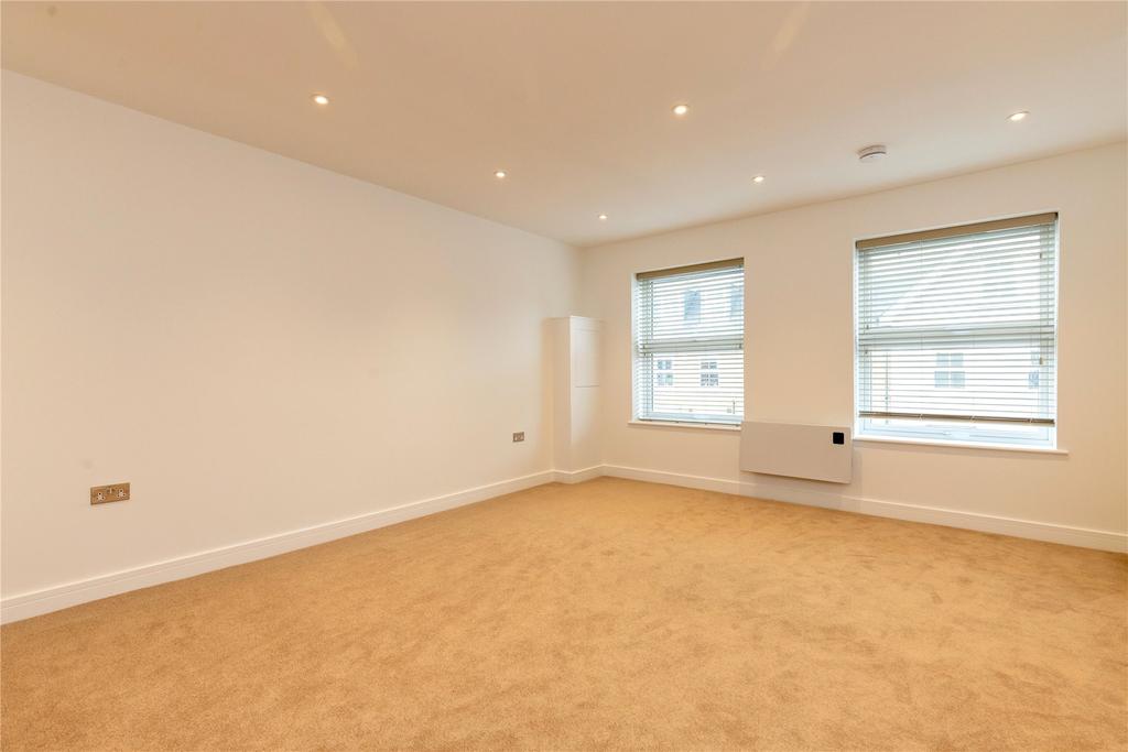 Bolton Road, Windsor, Berkshire, SL4 2 bed £1,650 pcm (£