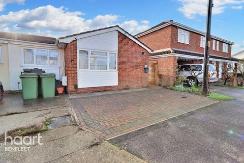 2 bedroom semi-detached bungalow for sale, Newlands Road, Canvey Island