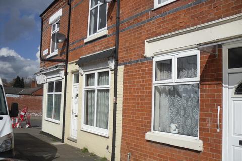 2 bedroom terraced house for sale - Moat Road, Leicester LE5