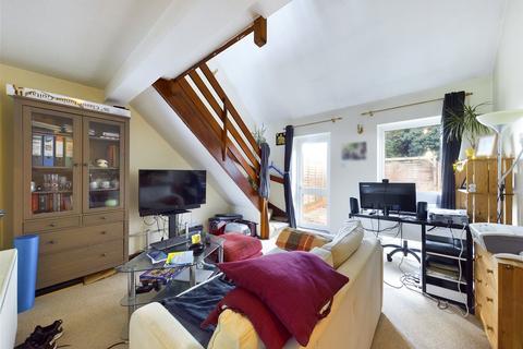 19 Beech Close, Hardwicke, Gloucester, GL2 4YE
