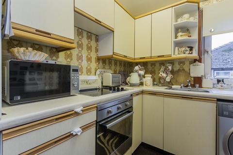 18 Trinity Avenue, Glasgow, G52 3ES