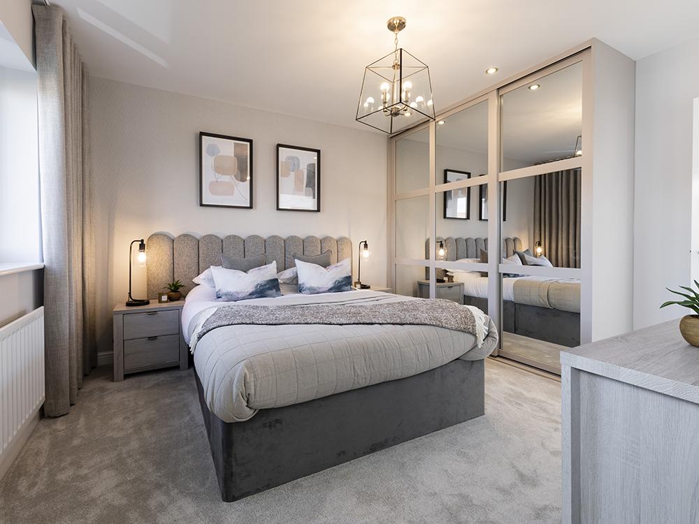 Second bedroom with en-suite shower room