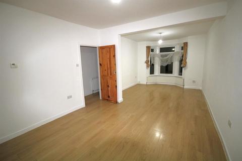 3 bedroom terraced house to rent - Sutherland Road, London