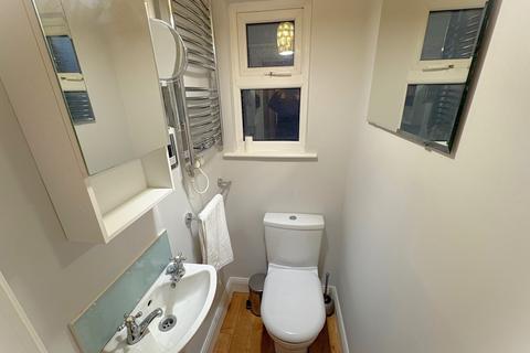 undefined, Lower Mortlake Road, Richmond, Surrey TW9