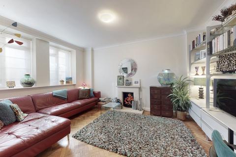 2 bedroom apartment for sale - Townshend Court, Mackennal Street, London, NW8