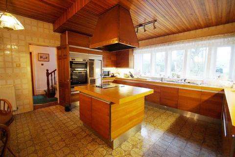 Holly Leaf Cottage Holly Grove, Diggle, Oldham, OL3 5JW