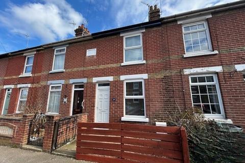 2 bedroom terraced house to rent, Rebow Street, Colchester, CO1