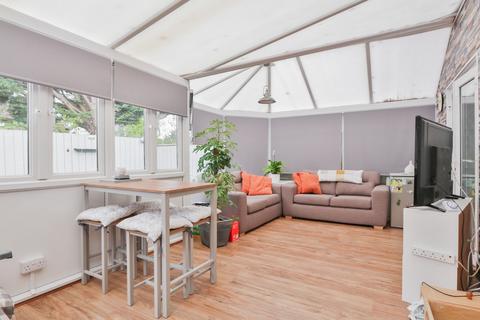 27 Eldon Drive, Preston, Hull, HU12 8XH