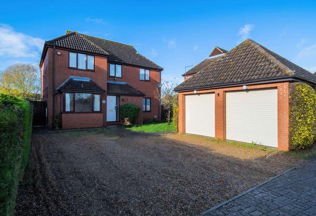 Runnymede, Milton Keynes... 4 bed detached house £550,000