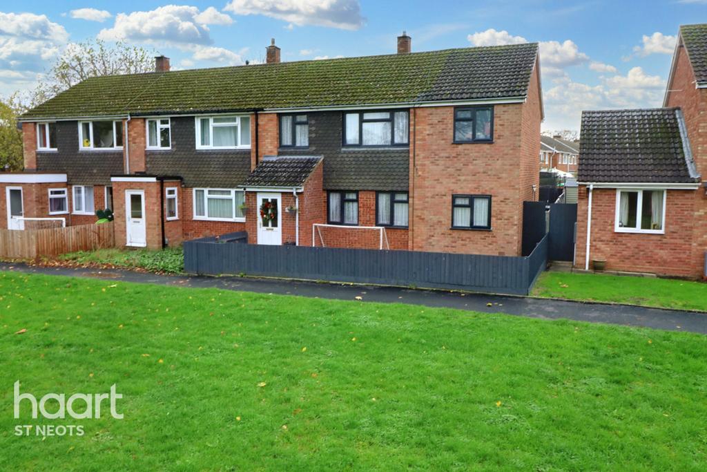 Sweeting Avenue, Little Paxton 4 bed end of terrace house for sale £