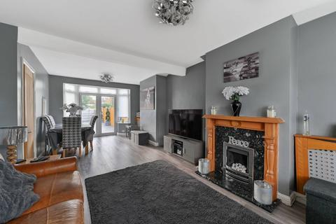 5 bedroom end of terrace house for sale - Henley Avenue, North Cheam, Sutton, SM3