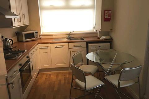 4 bedroom house share to rent - Chandos Grove, Manchester