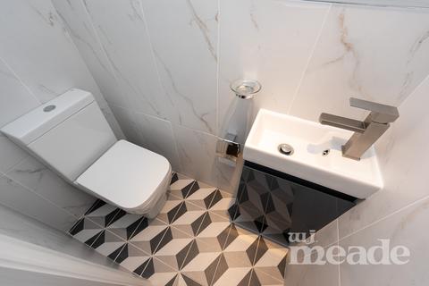 58 Leonard Road, London, E4 8NE