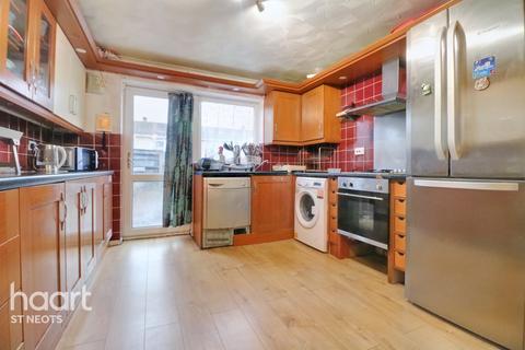 4 bedroom terraced house for sale - Spring Close, Huntingdon