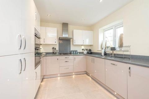 4 bedroom detached house for sale - Weavers Mill Way, New Mill, Holmfirth, West Yorkshire, HD9