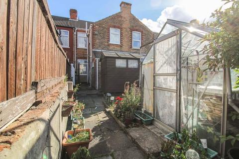 107 David Street, Grimsby, DN32 9NN