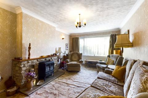 3 bedroom bungalow for sale - Enville Road, Kinver, Stourbridge, West Midlands, DY7