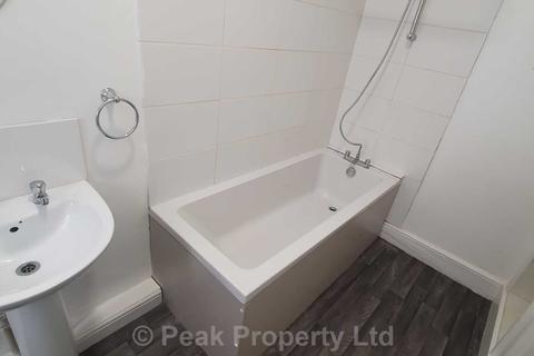 1 bedroom flat to rent - York Road, Southend On Sea