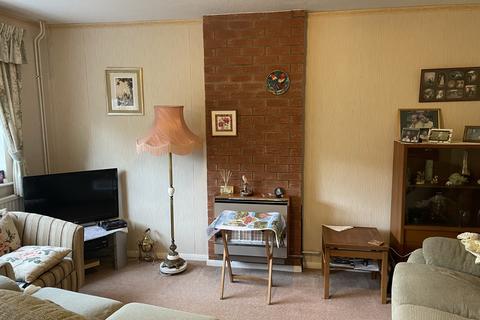 2 bedroom semi-detached house for sale - Malham Way, Oadby