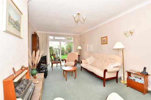 66 Dukes Avenue, Theydon Bois, Epping, CM16 7HF