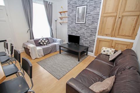 4 bedroom terraced house to rent - ALL BILLS INCLUDED - Beechwood Terrace, Burley