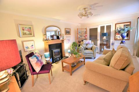 2 bedroom retirement property for sale - Torkington Gardens, Stamford, PE9