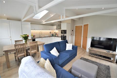 2 bedroom park home for sale, Yarwell Mill, Yarwell, Stamford, PE8