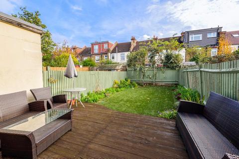 26 Deal Road, London, SW17 9JW