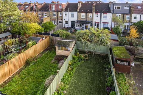 26 Deal Road, London, SW17 9JW