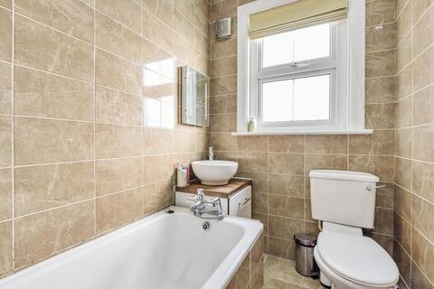 26 Deal Road, London, SW17 9JW
