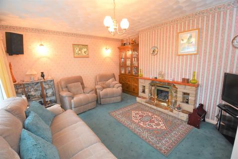 3 Bexley Close, Urmston, Manchester, M41 7NH