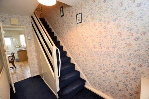 3 Bexley Close, Urmston, Manchester, M41 7NH
