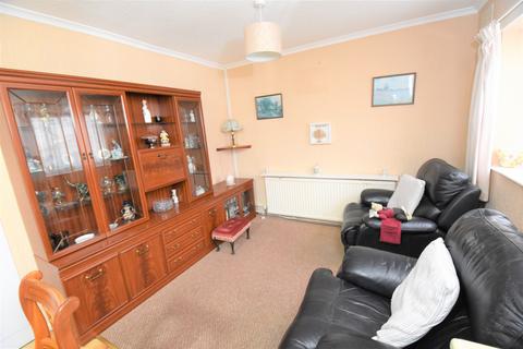 3 Bexley Close, Urmston, Manchester, M41 7NH