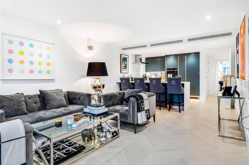 Howard Building, Chelsea Bridge Wharf, London, SW11 2 bed apartment for sale £1,200,000